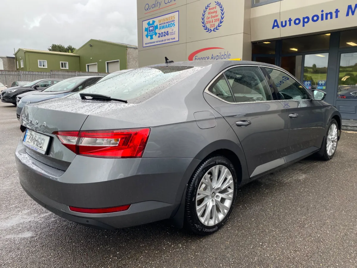 2.0 TDI STYLE DSG (150bhp) - SAVE 2000eur - Image 3