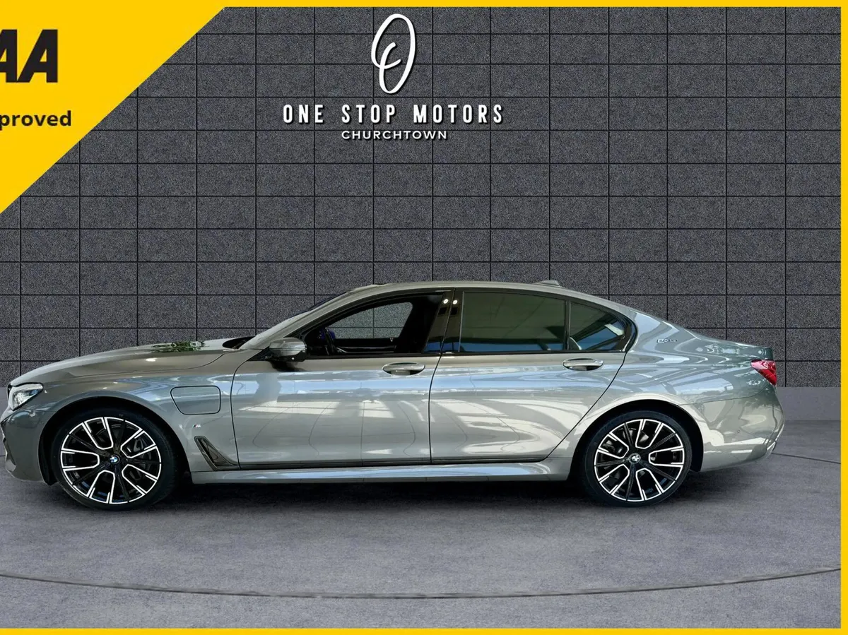 162 BMW 740E G11 MSPORT HUGE SPEC/FULLY LOADED - Image 4