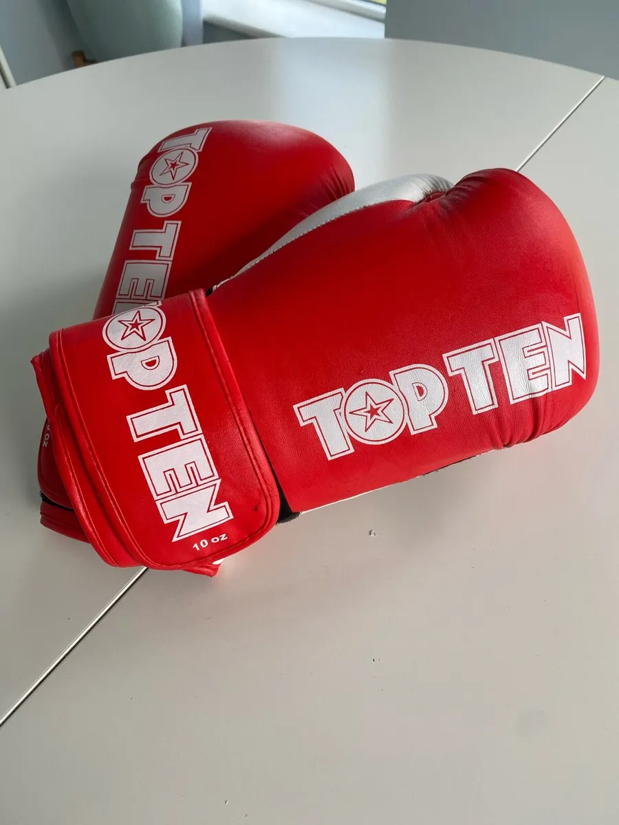 Boxing gloves - Image 2