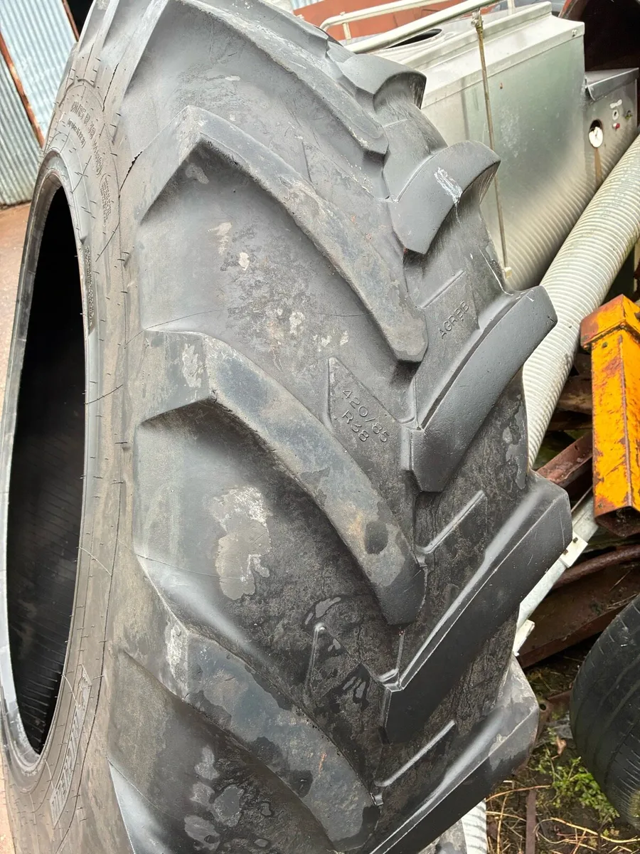 420/85R38 Michelin tyres - Image 1