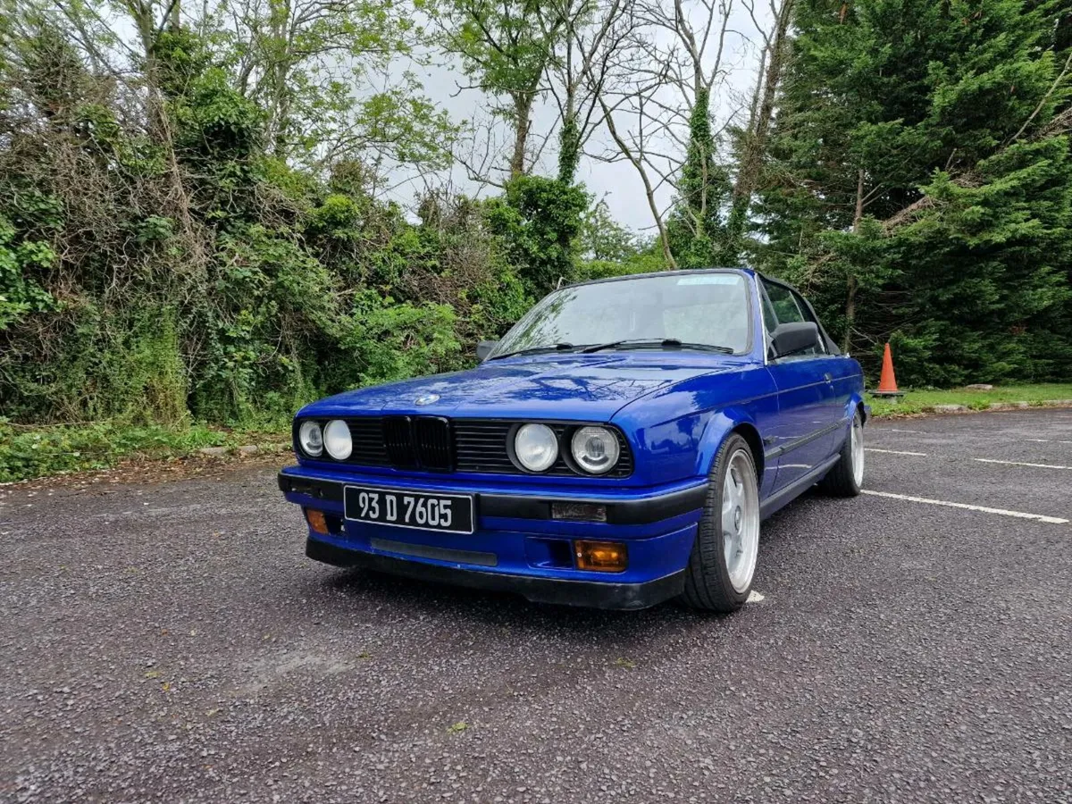 BMW E30 320i - Image 2