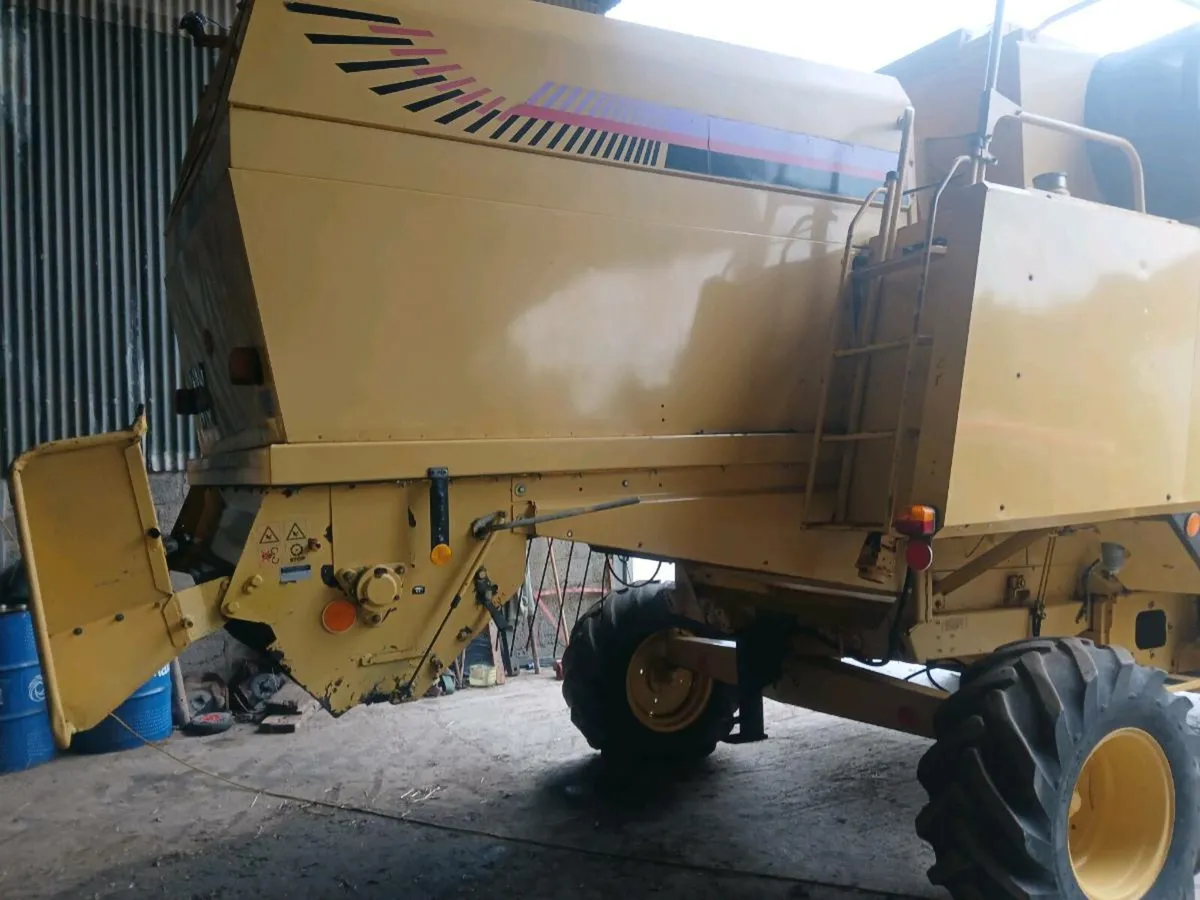 Newholland tx 62 - Image 4