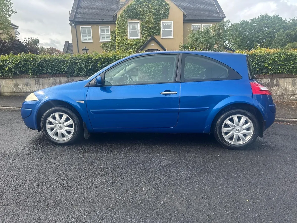 2008 Renault Megane Automatic Low Mileage - Image 3