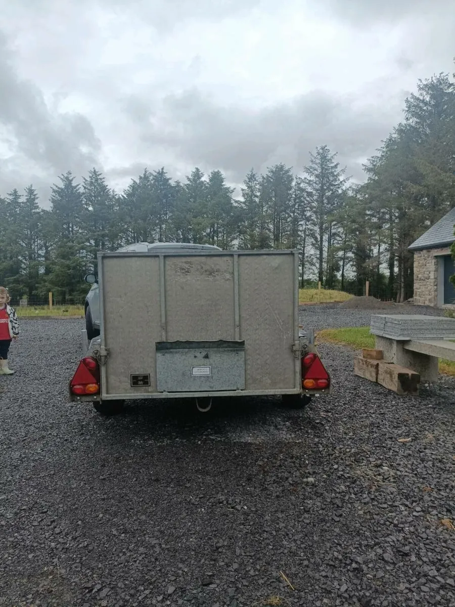 Trailer - Image 4
