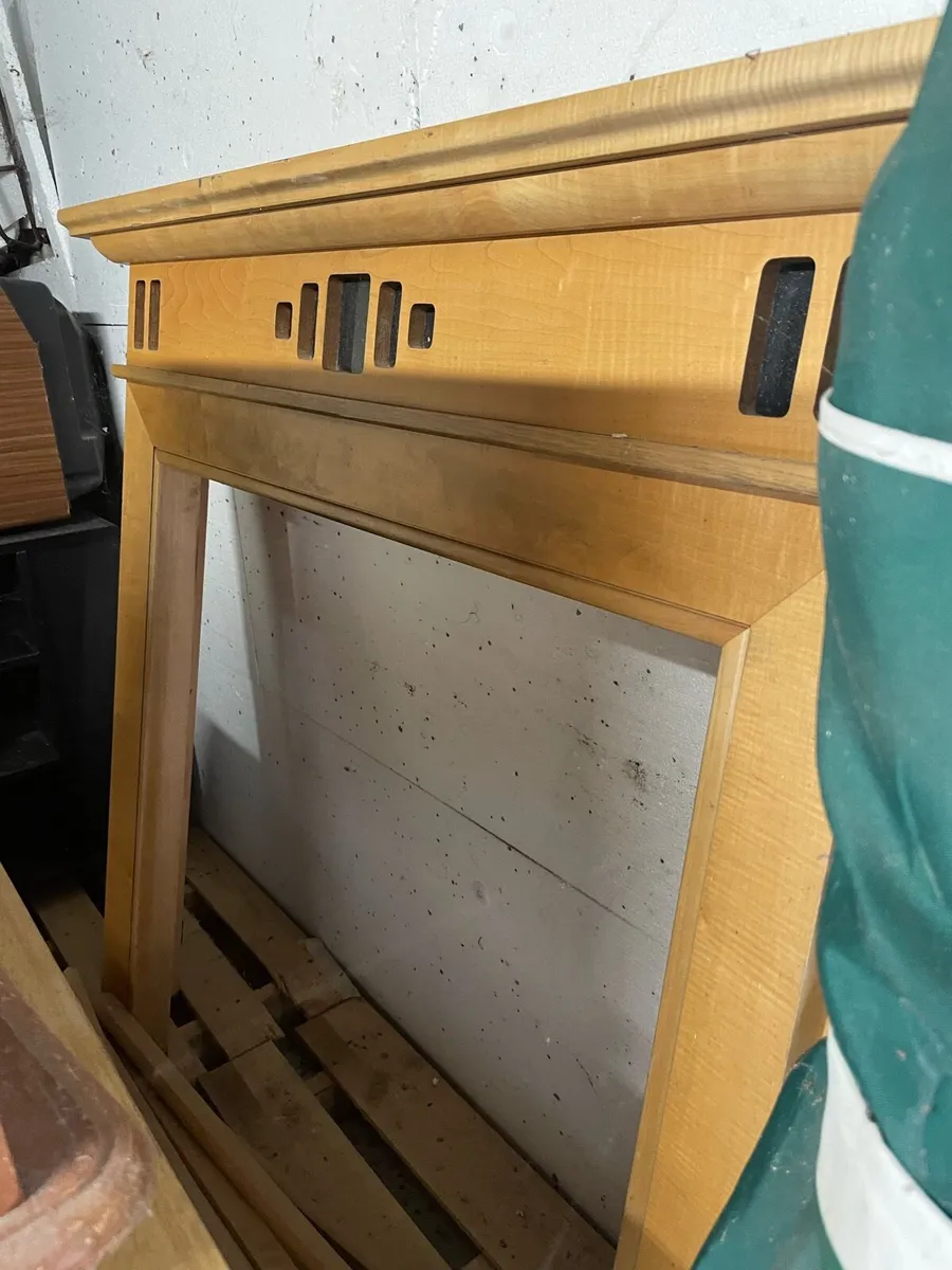 Fire place - need gone asap - Image 2