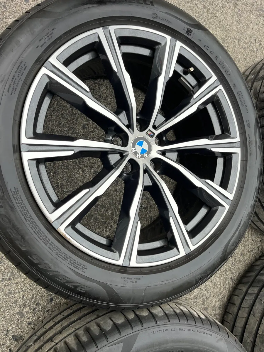 Genuine Bmw 20” whells Pirelli Pzero tyres - Image 4