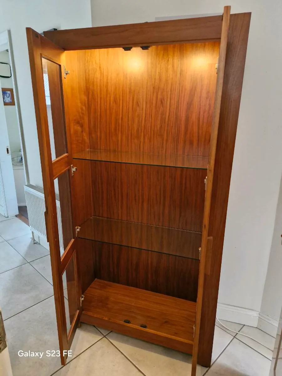 Lounge/display cabinet - Image 3