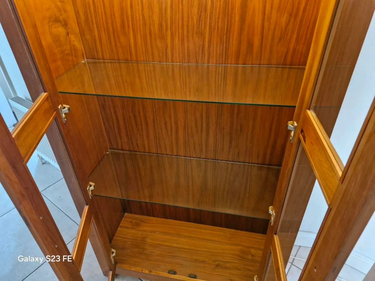Lounge/display cabinet - Image 4