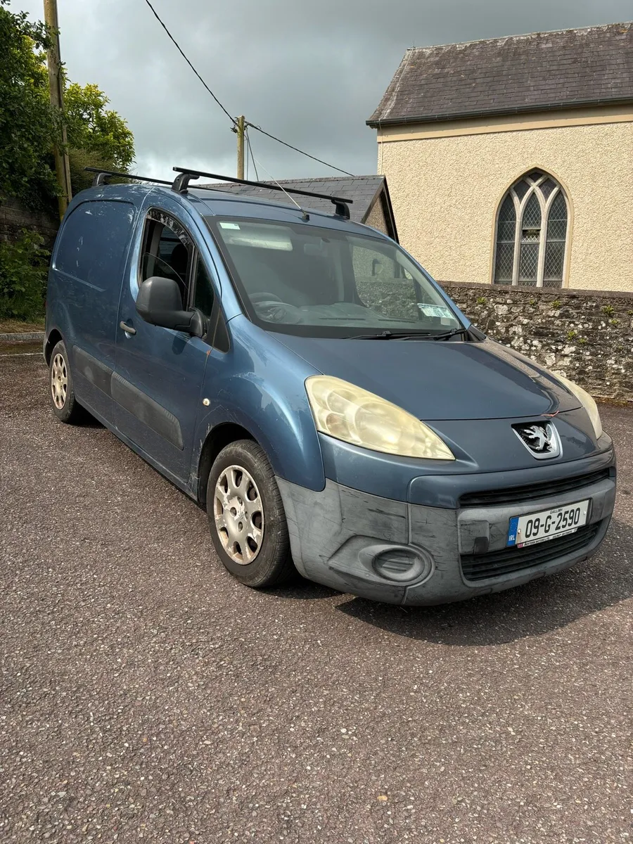Peugeot partner van  test&tax 01/26 - Image 1