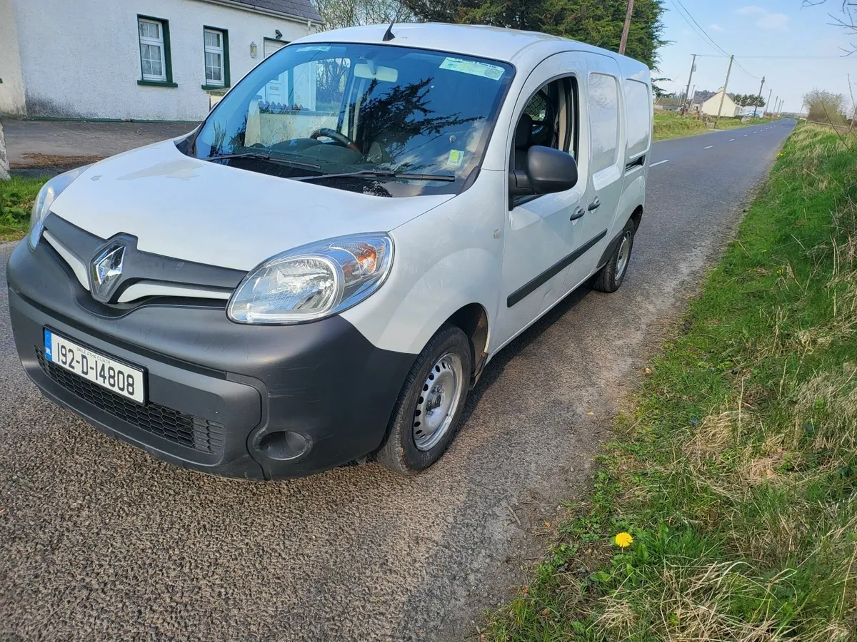 192 Renault Kangoo cvrt 4/2026 lwb 2side door ONO - Image 1