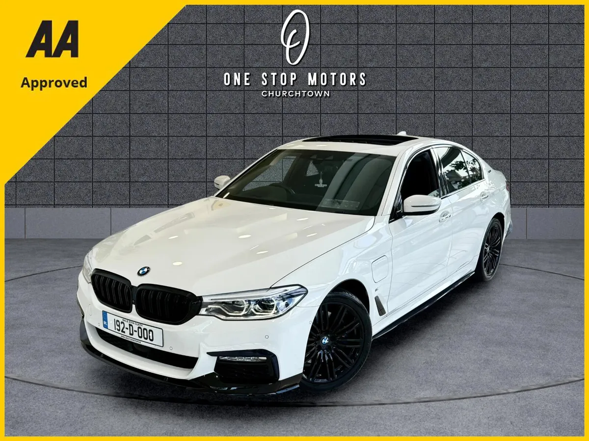 192 BMW 530E G30 MSPORT HEADSUP/SUNROOF/HARMON KAR - Image 3