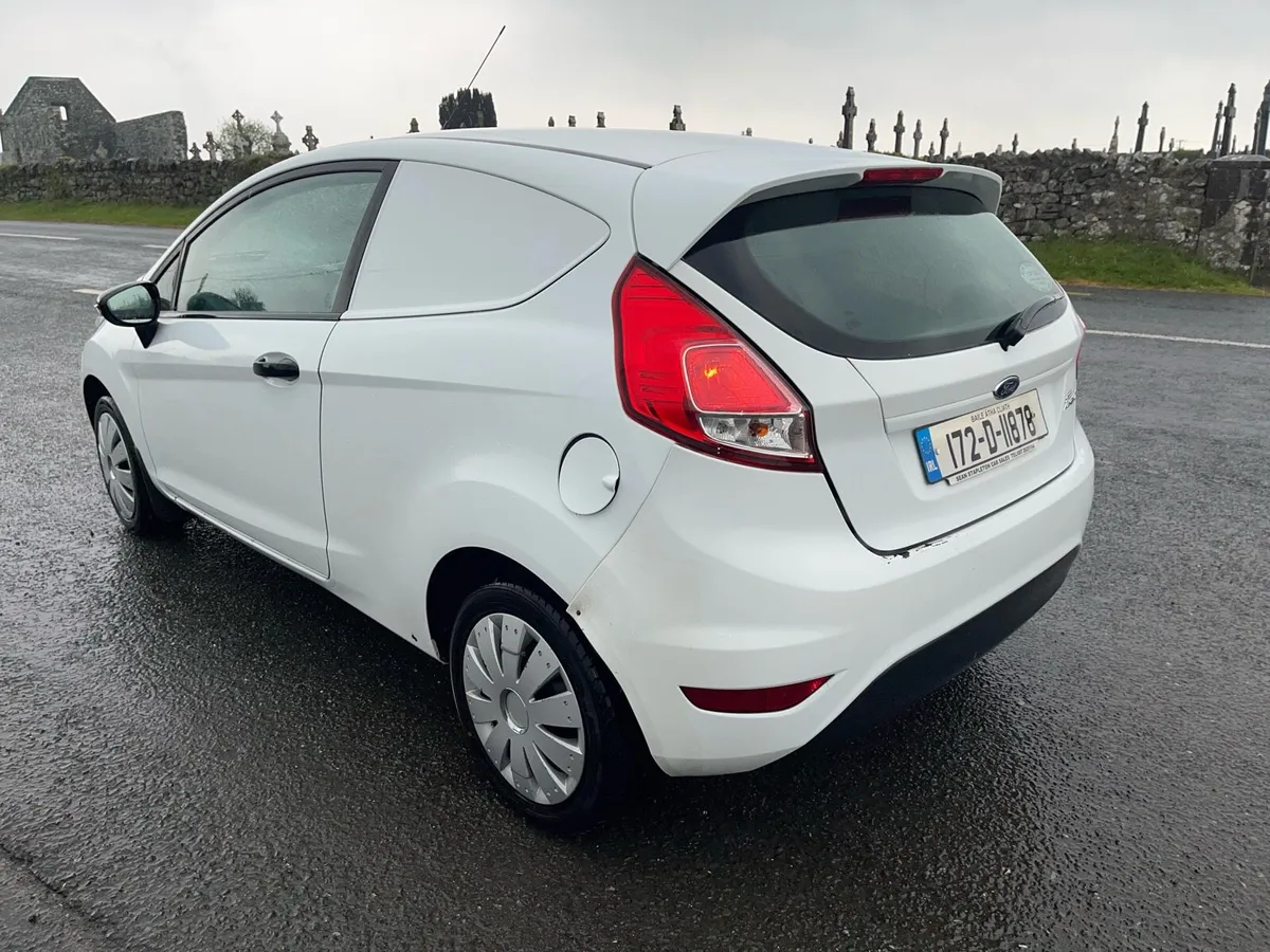 2017 Ford Fiesta Van - Image 4