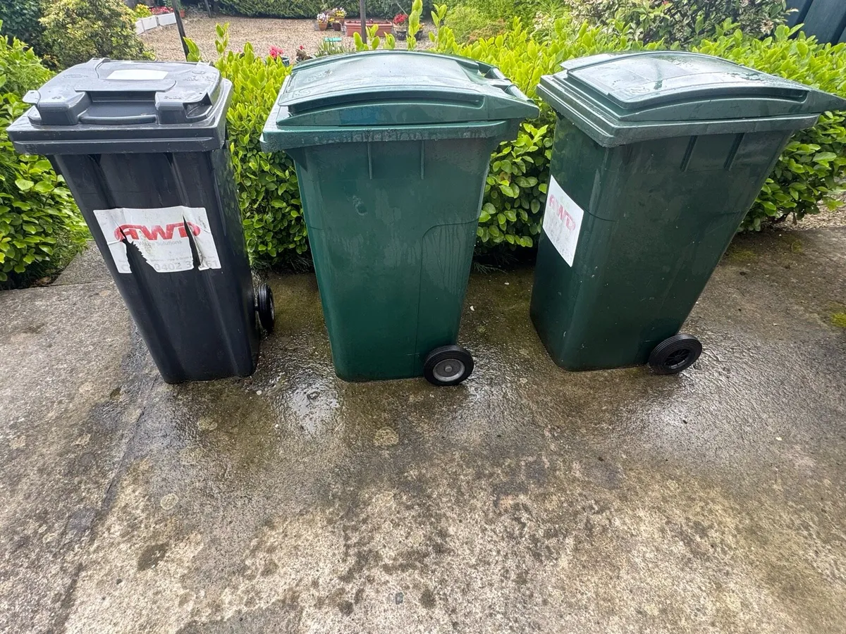 Wheelie bins - Image 2