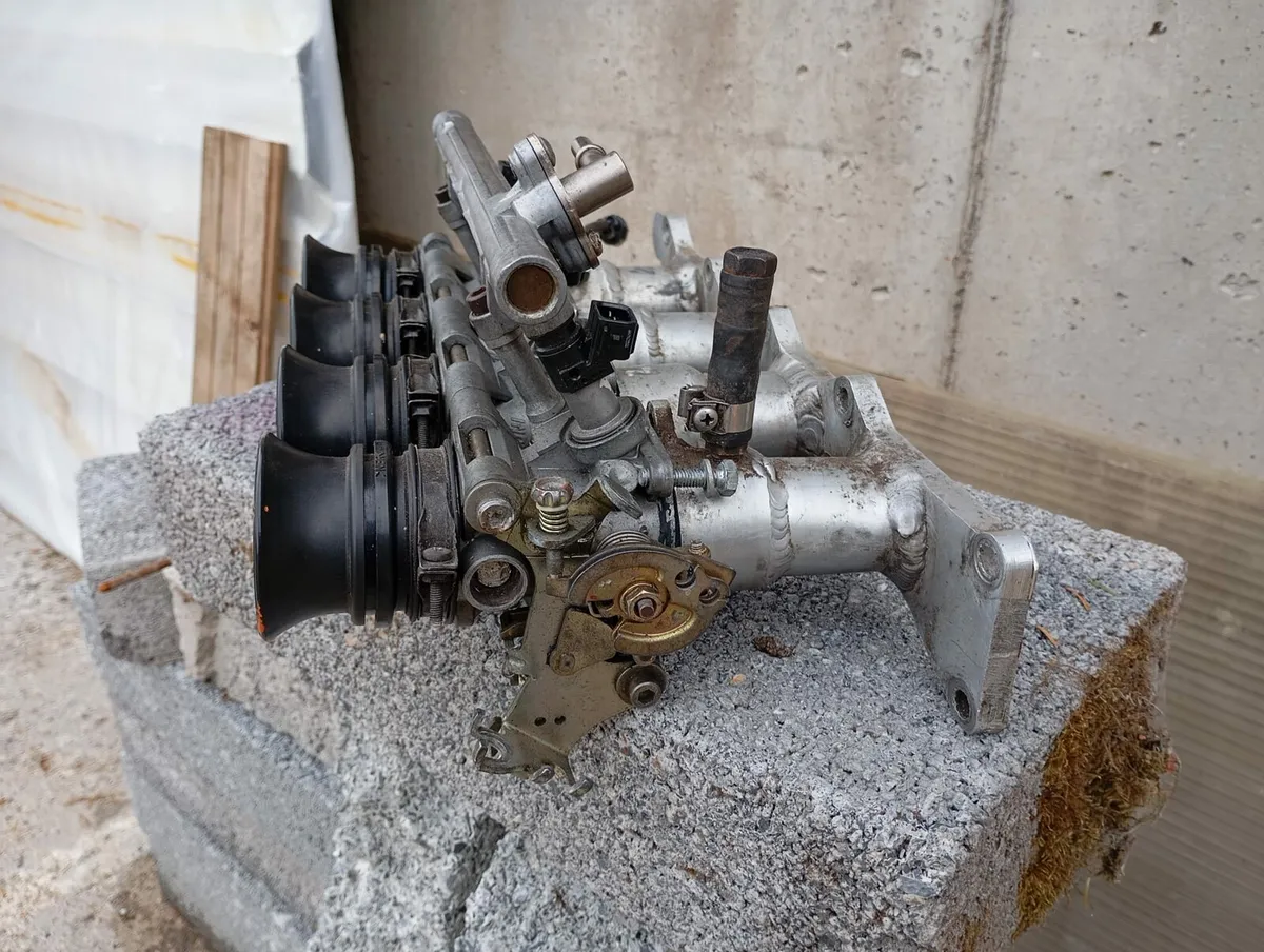 Throttle bodies - Image 2