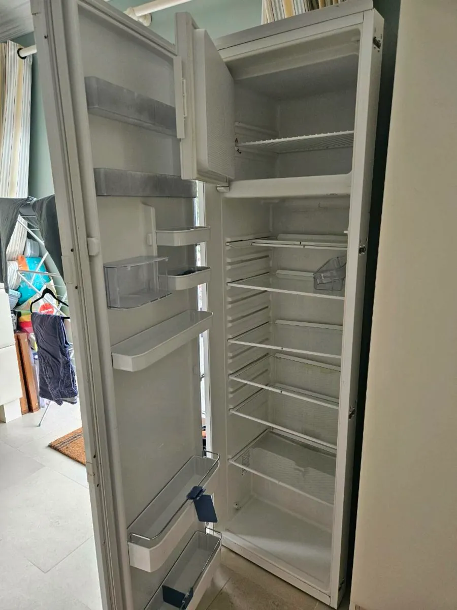 Bosch fridge - Image 2