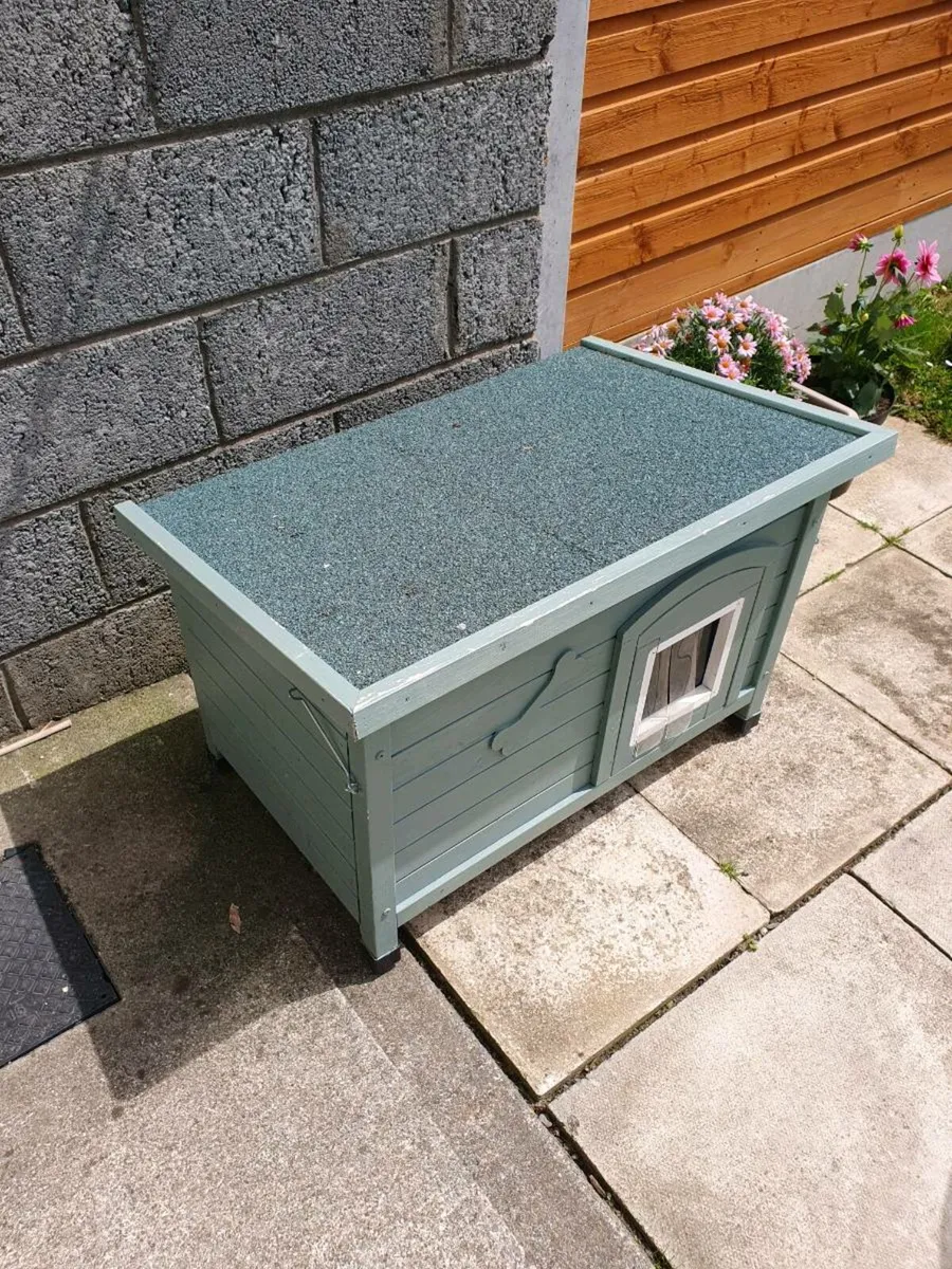 Cat house - Image 2