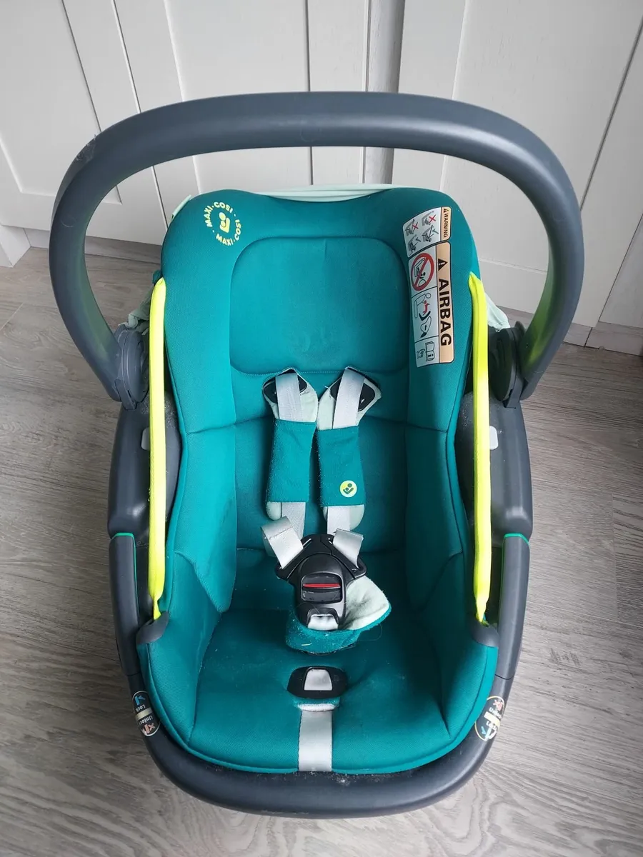 Maxi cosy & Isofix - Image 2