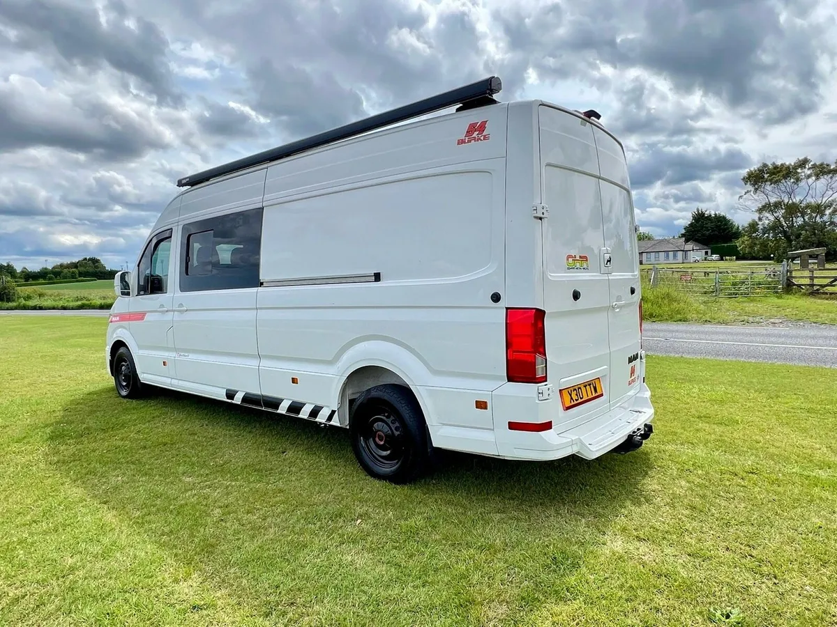 Race Van - 4 Berth Camper - Kart Racing - Image 1
