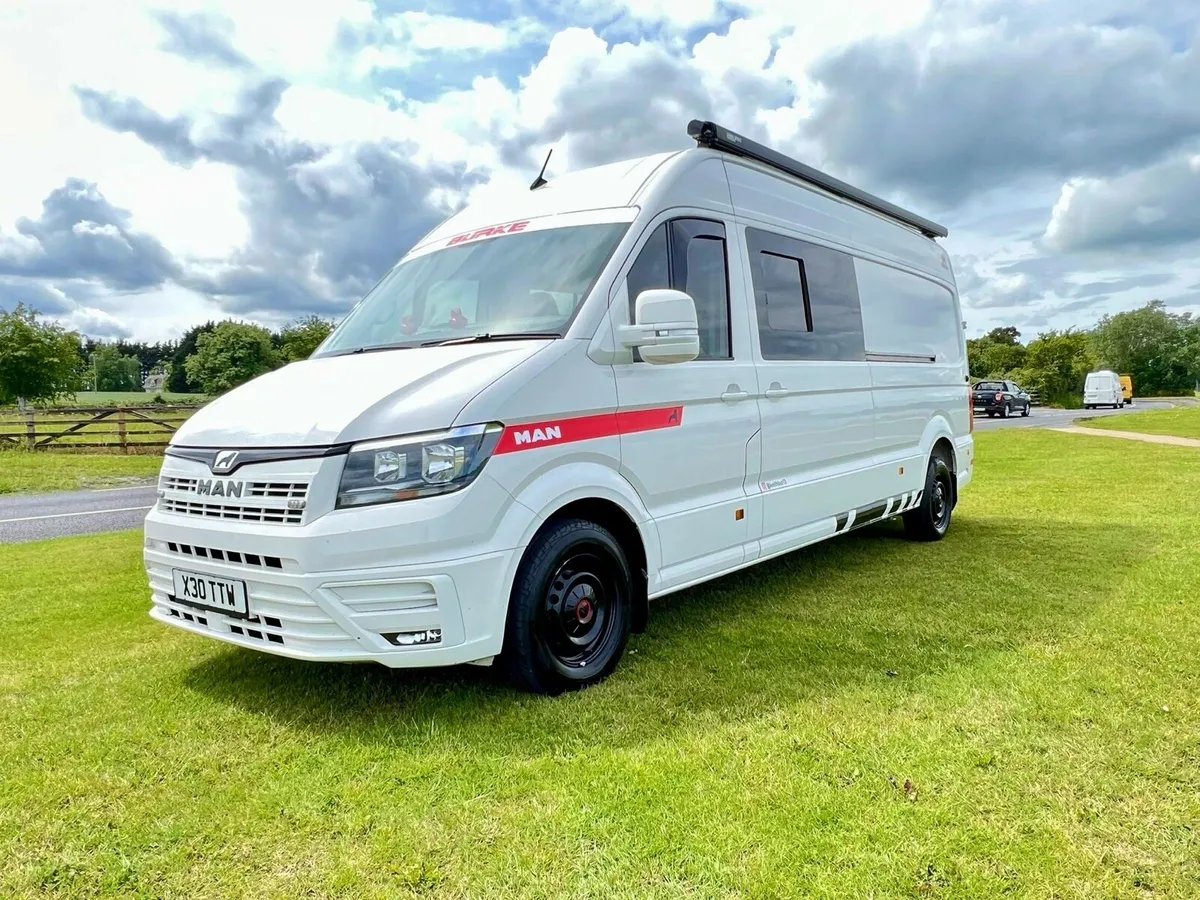 Race Van - 4 Berth Camper - Kart Racing - Image 2