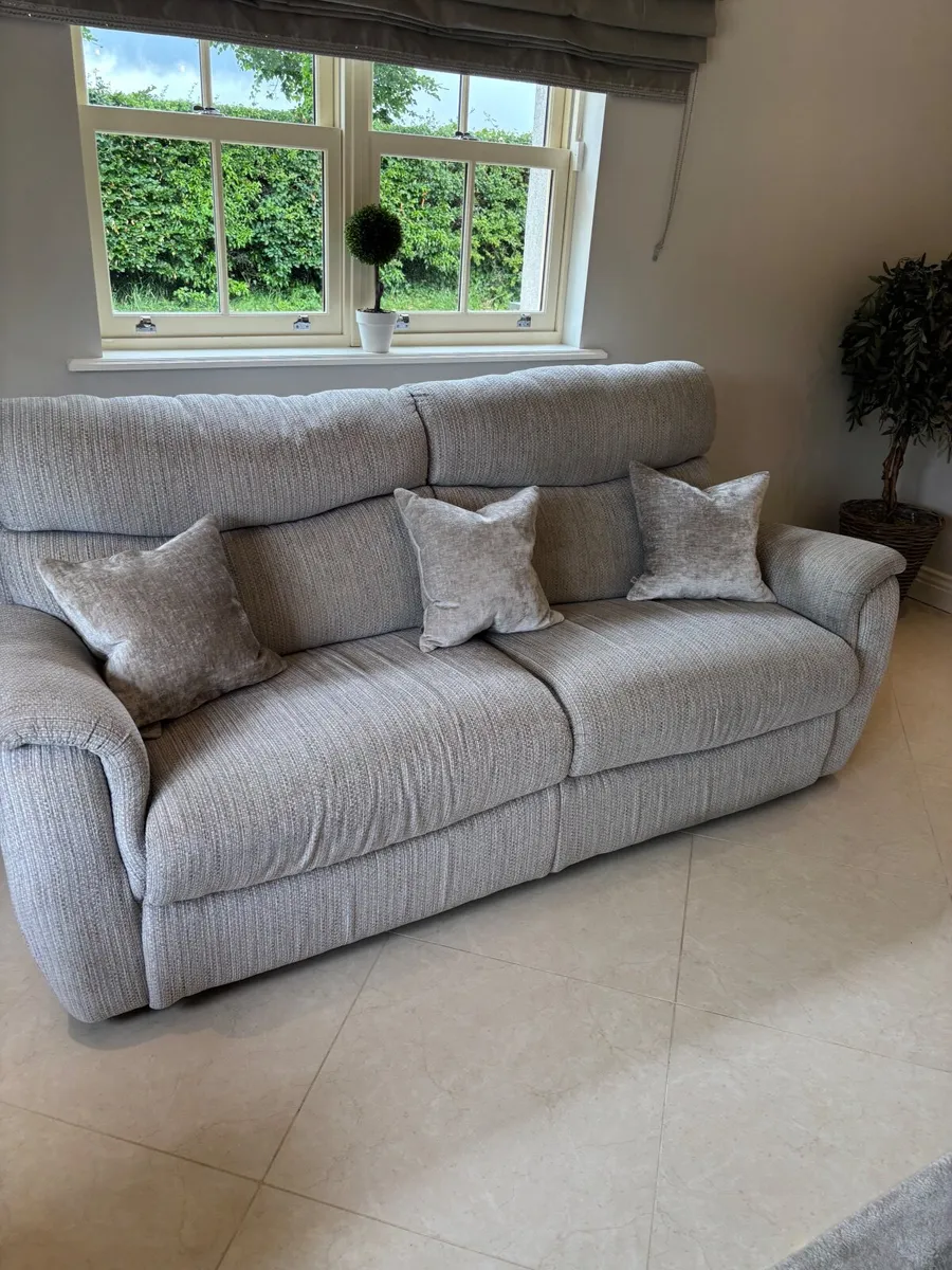 Sofa  3 seater and 2 seater recliner - Image 4