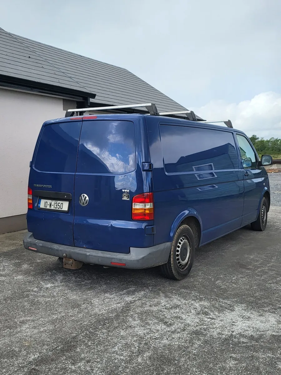 Volkswagen Transporter 2010 - Image 3