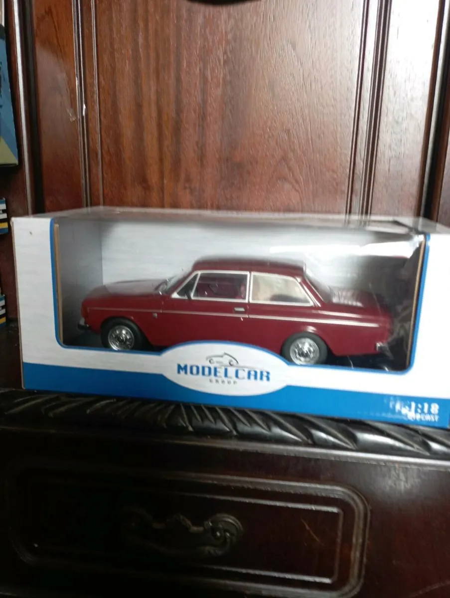 MODLE CAR GROUP DIE-CAST MODLES FOR SALES  1-18 - Image 3