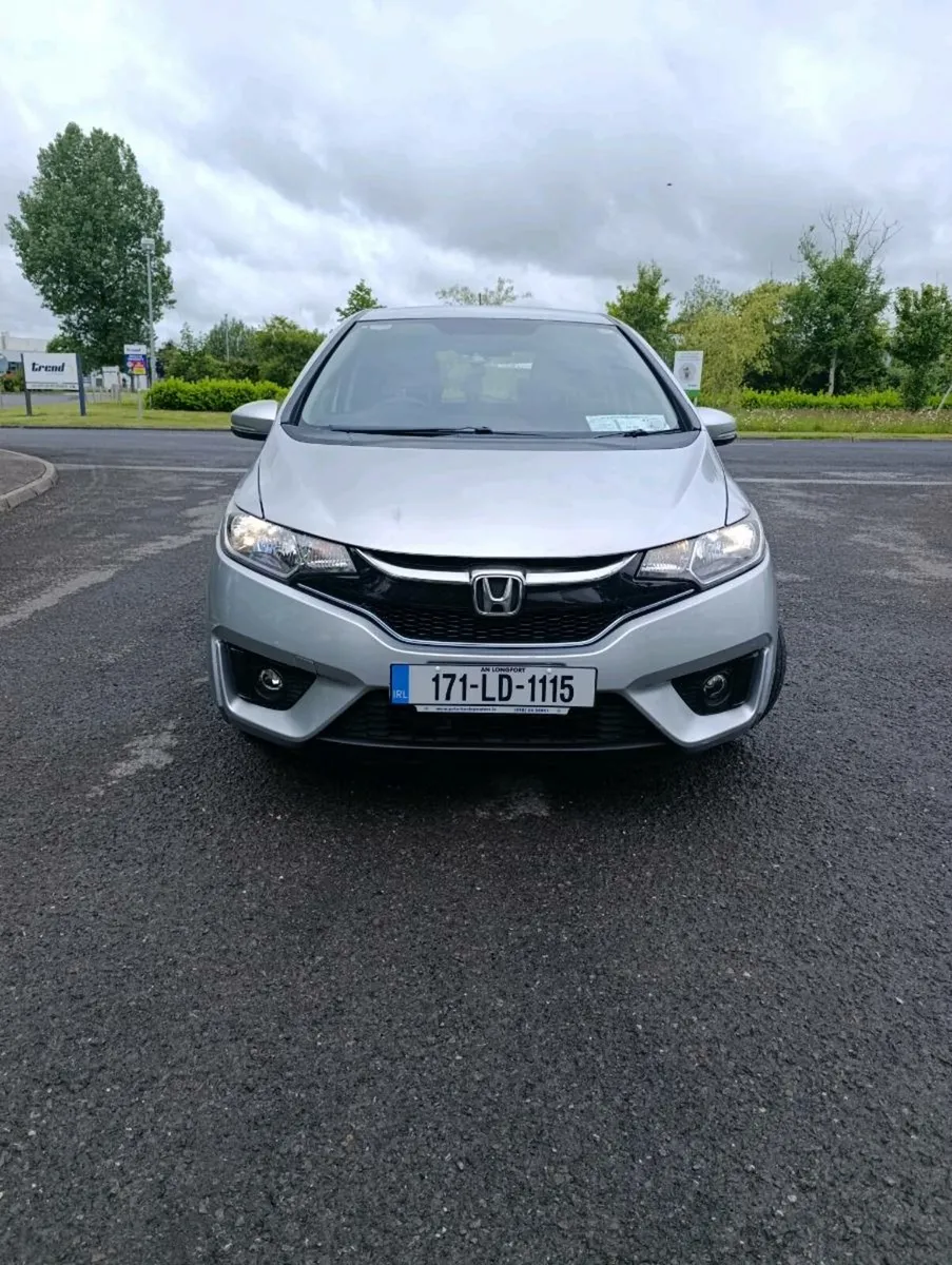 Honda Fit 1.5 Hybrid 2017 €8599 (only 117000km) - Image 2