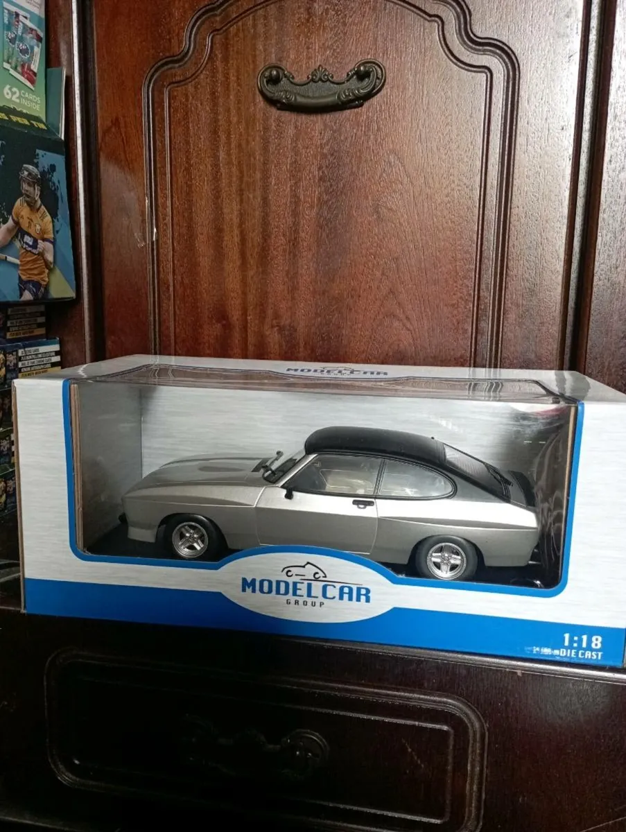 MODLE CAR GROUP DIE-CAST MODLES FOR SALES  1-18 - Image 4