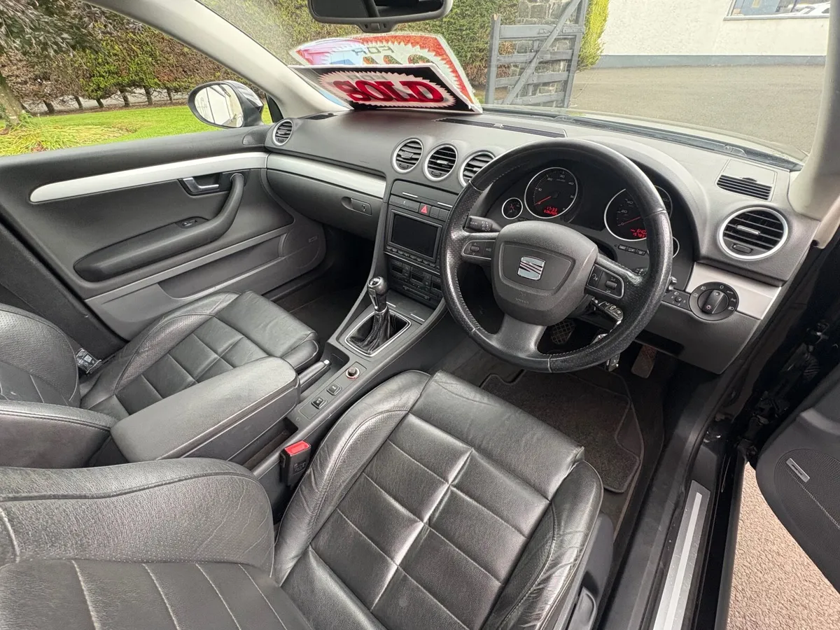 SEAT Exeo 2012 - Image 3