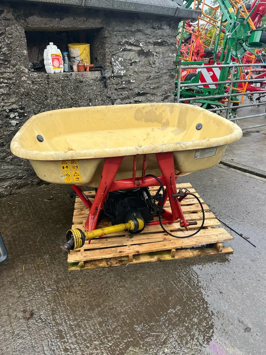 Vicon wagtail spreader - Image 4