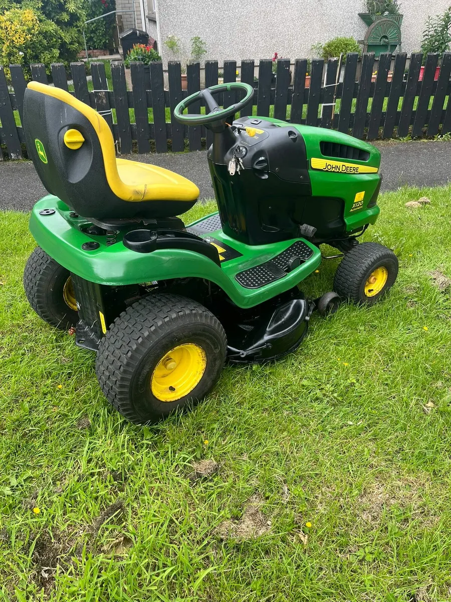 John deere mulching ride on lawnmower - Image 3