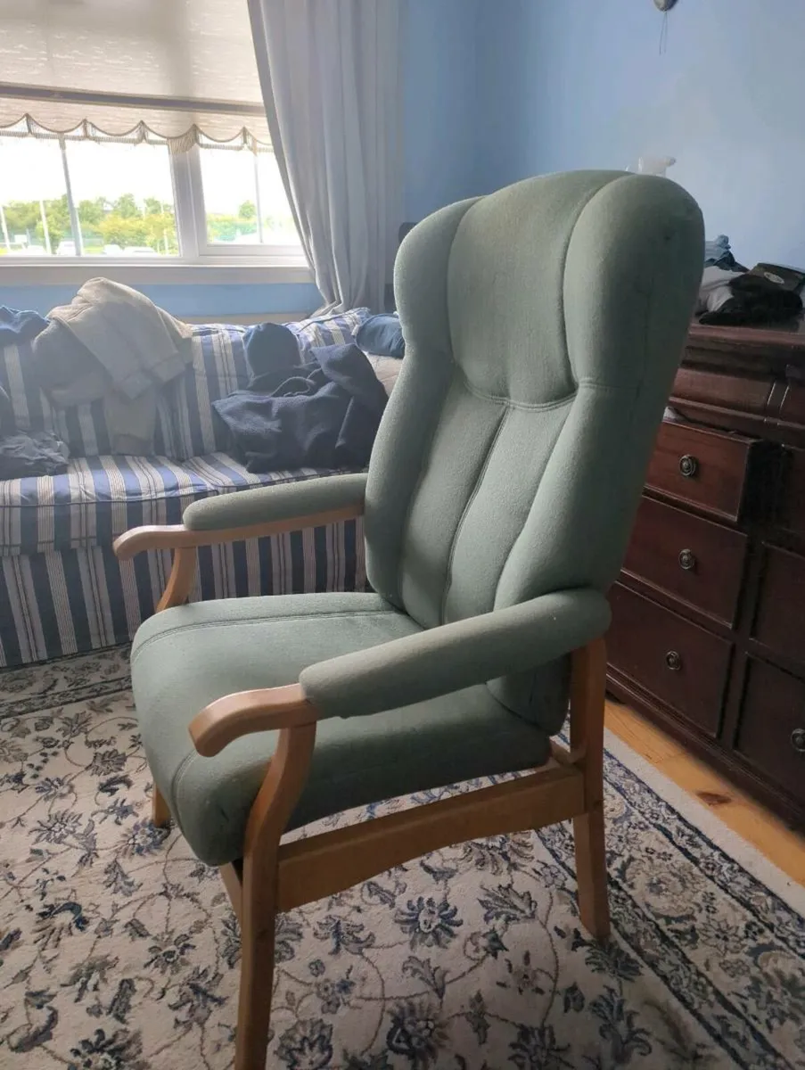 Armchair - Image 2
