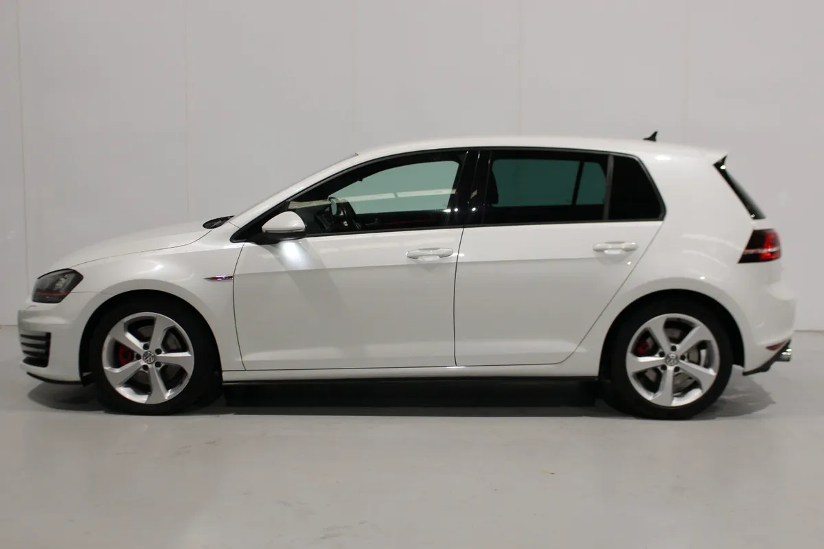 Volkswagen Golf 2016 GTI DSG - Image 4