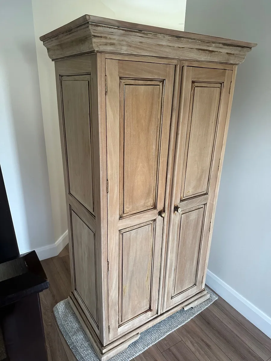 Double Wardrobe - Image 3