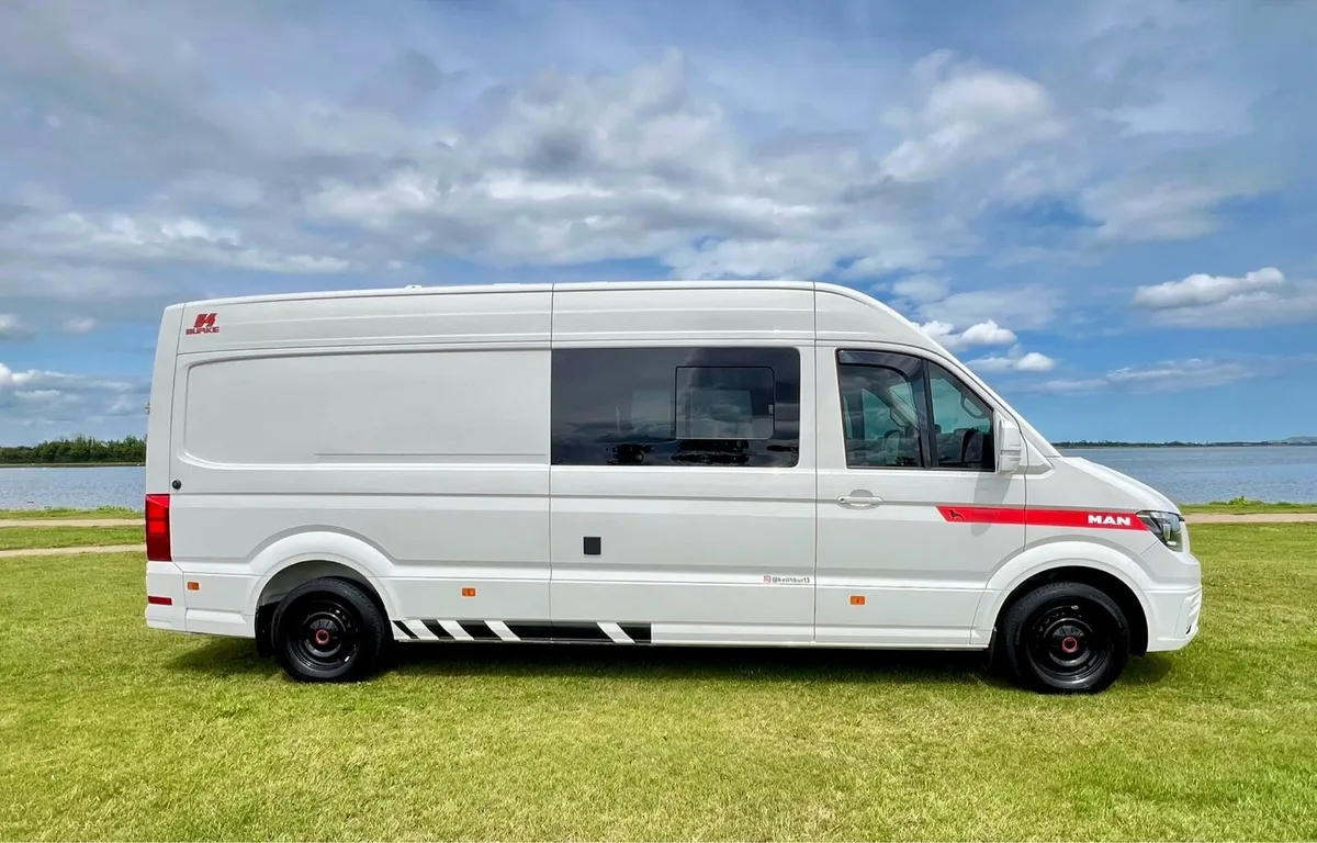 Race Van - Camper - Top Quality - Image 3
