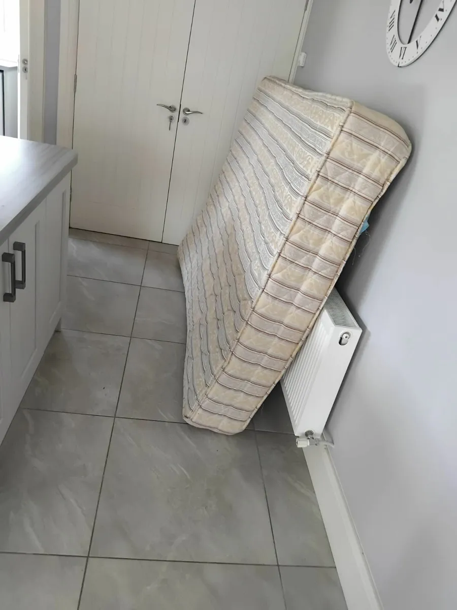 Bed and unit - Image 3