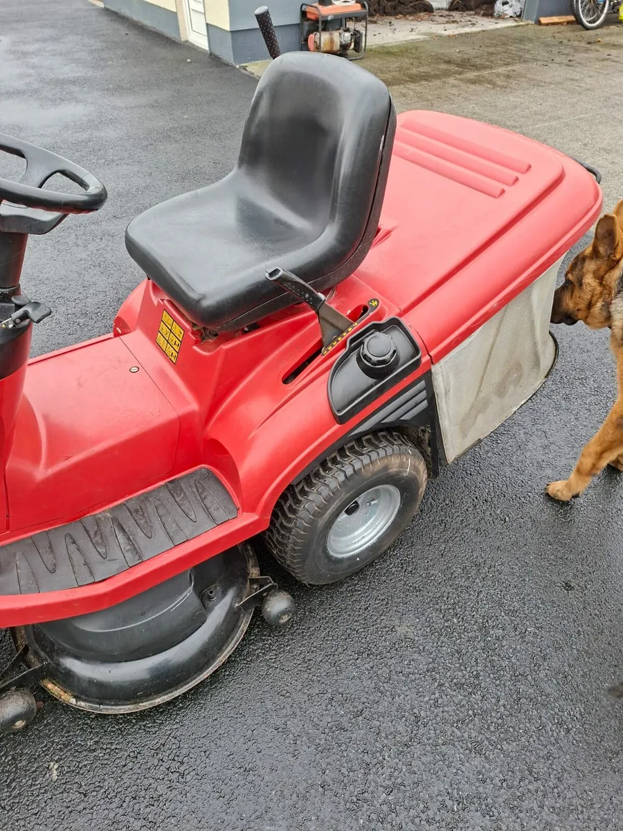 Honda ride on mower - Image 3