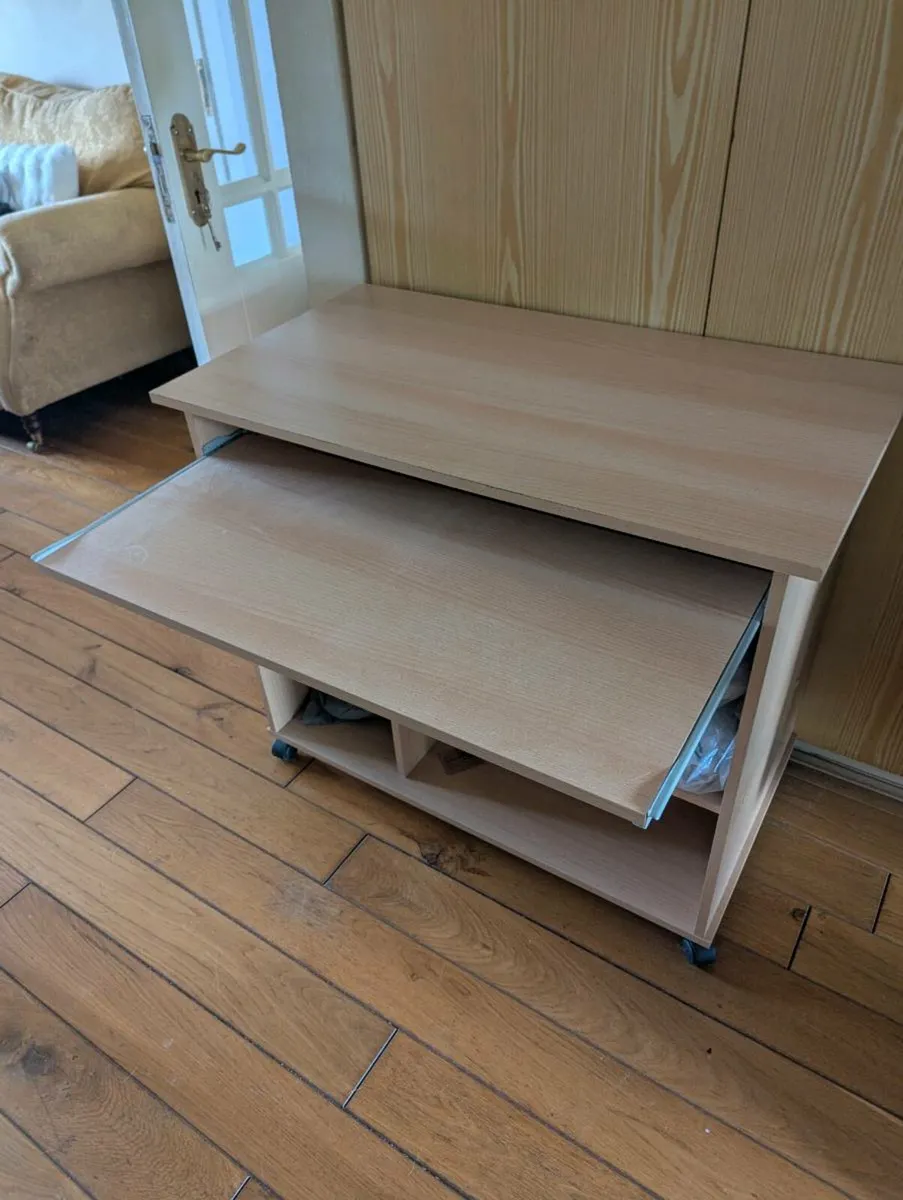 Desk - Image 2