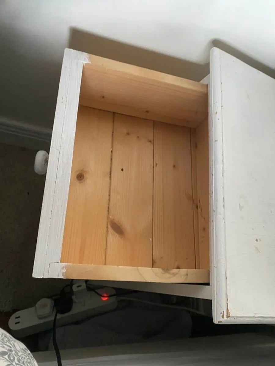 Locker - Image 4