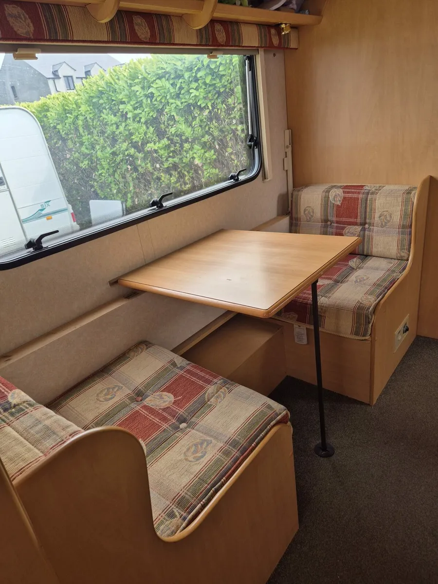 Caravan - Image 1