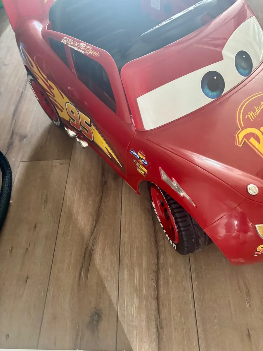 Lightning McQueen car kids to drive - Image 2