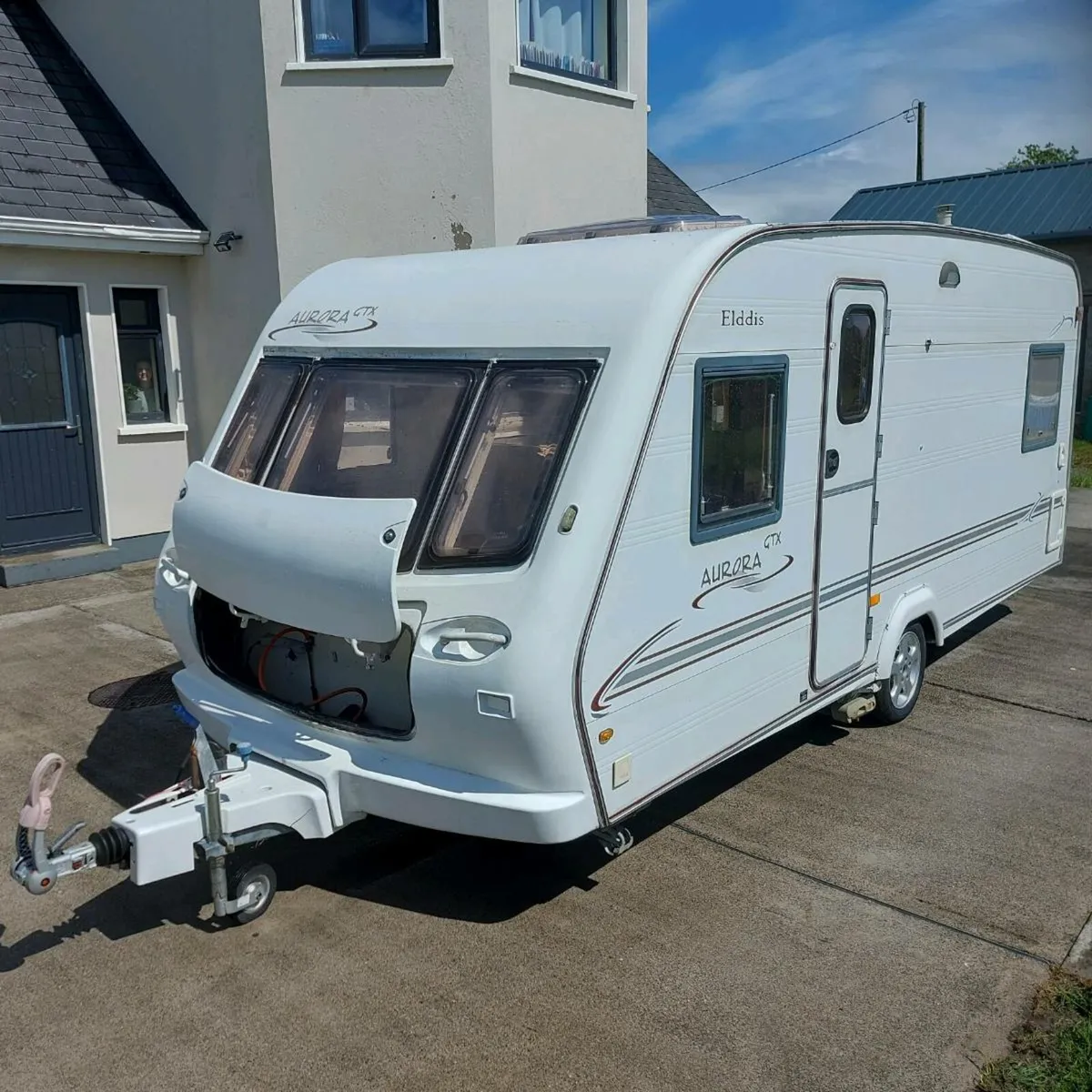 Caravan - Image 1