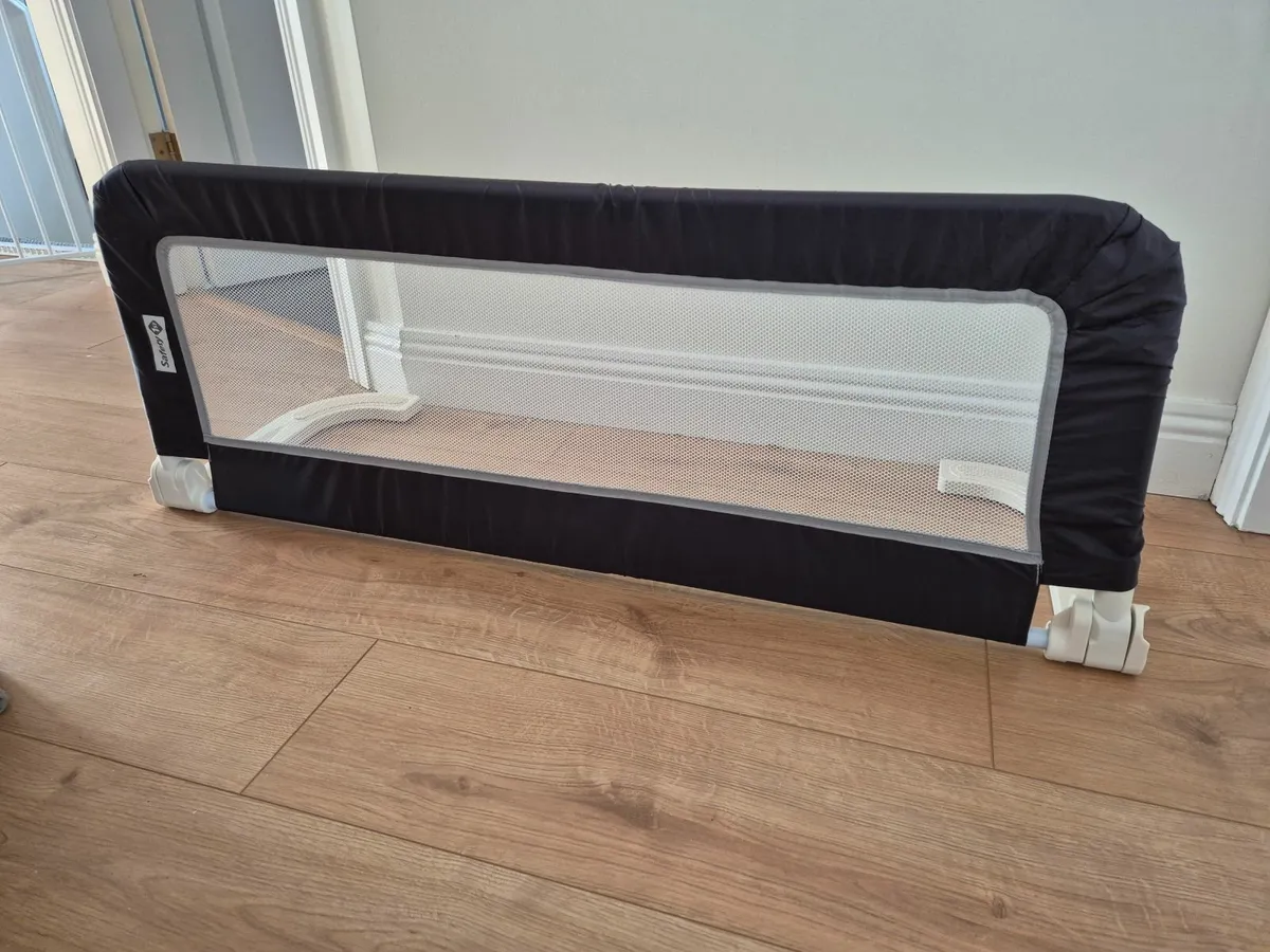 Bed side rail - Image 2