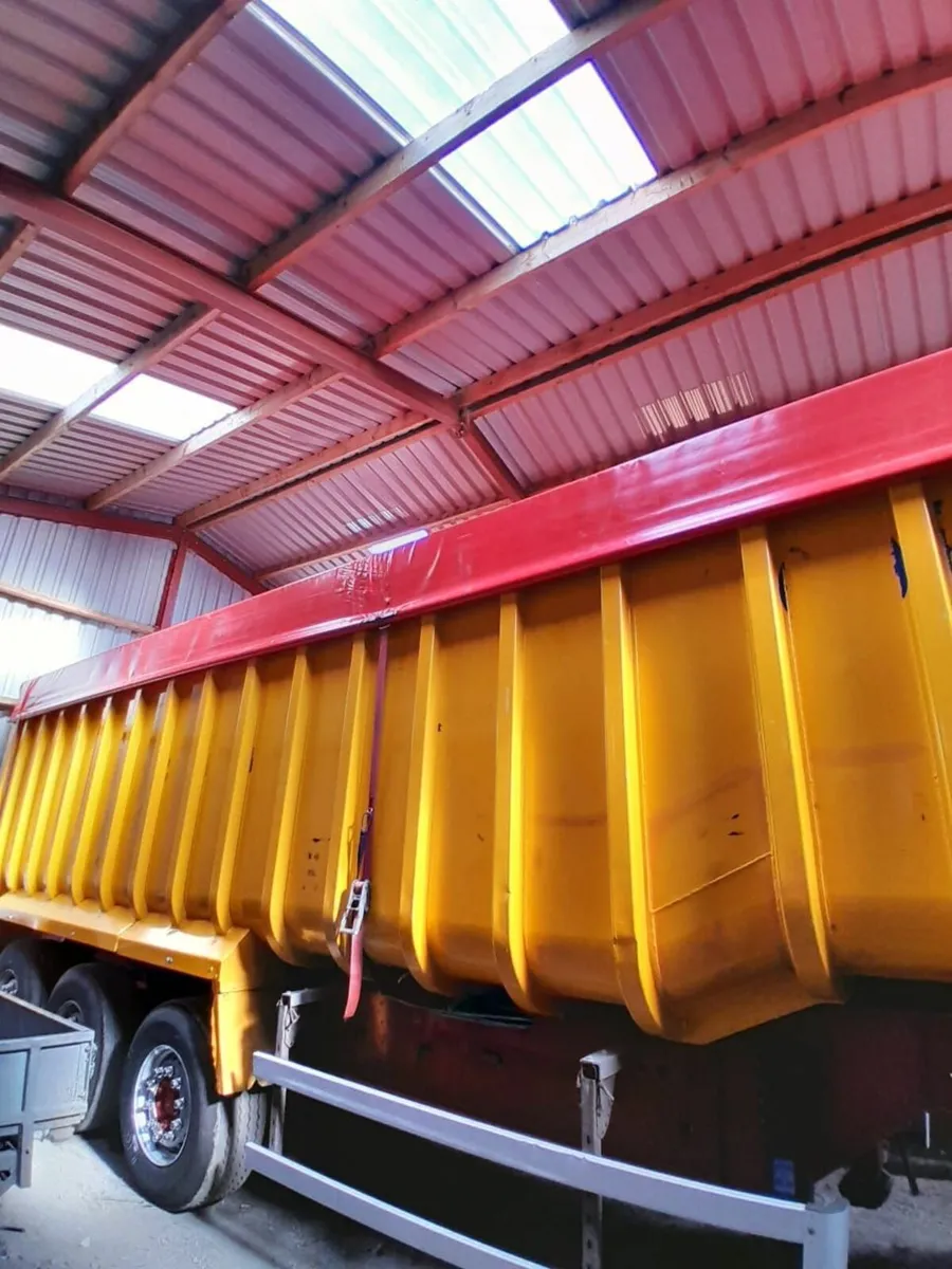 Trailer - Image 3