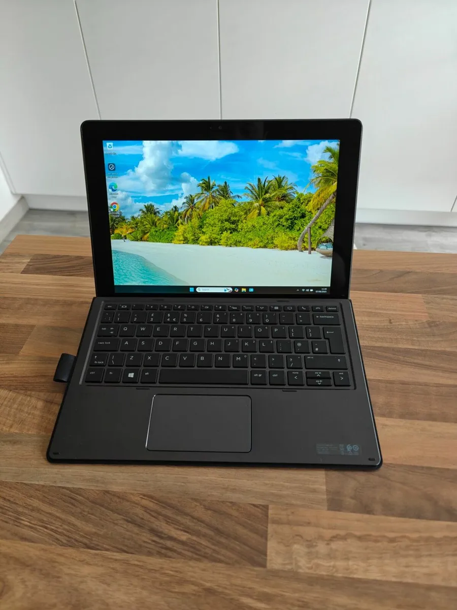 HP Pro 612 G2 x2 2in1 - Detachable Touchscreen - Image 1