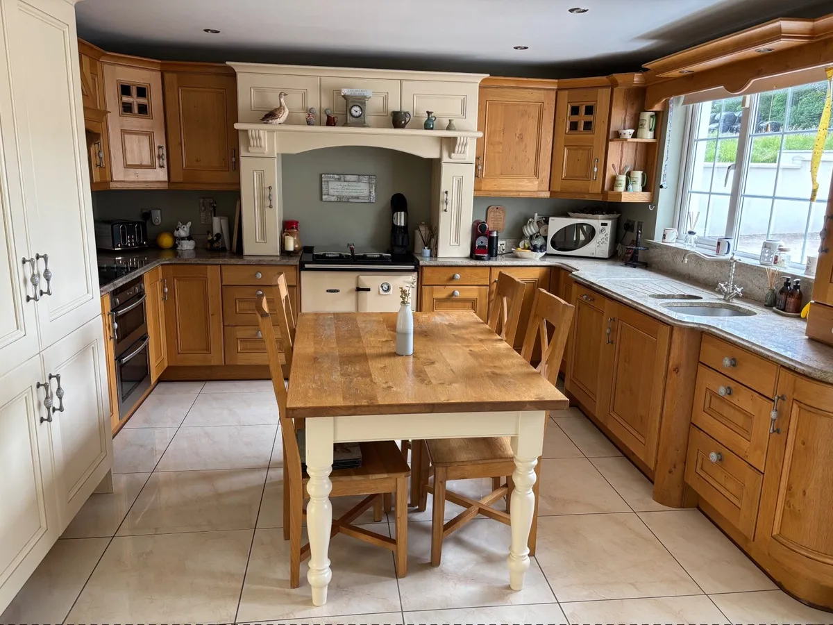 Kitchen - Image 2