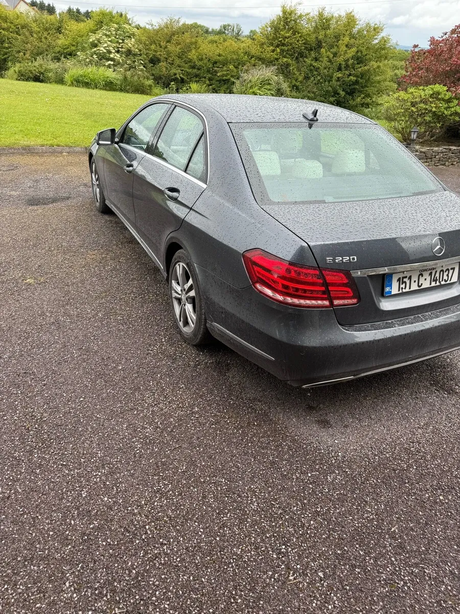 Mercedes E 220 Cdi Low Milage - Image 4