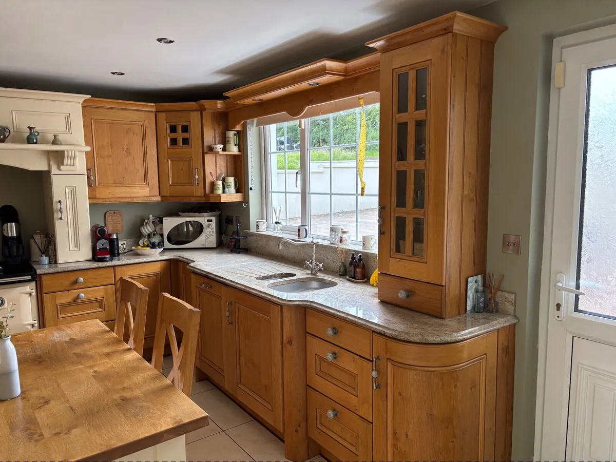 Kitchen - Image 4