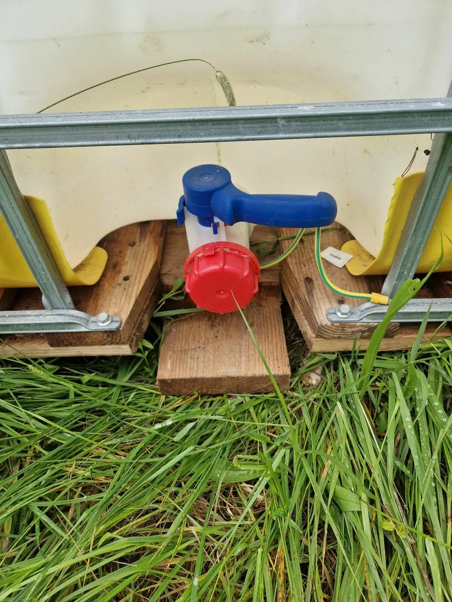 IBC TANK  €80 GREAT CONDITION - Image 2