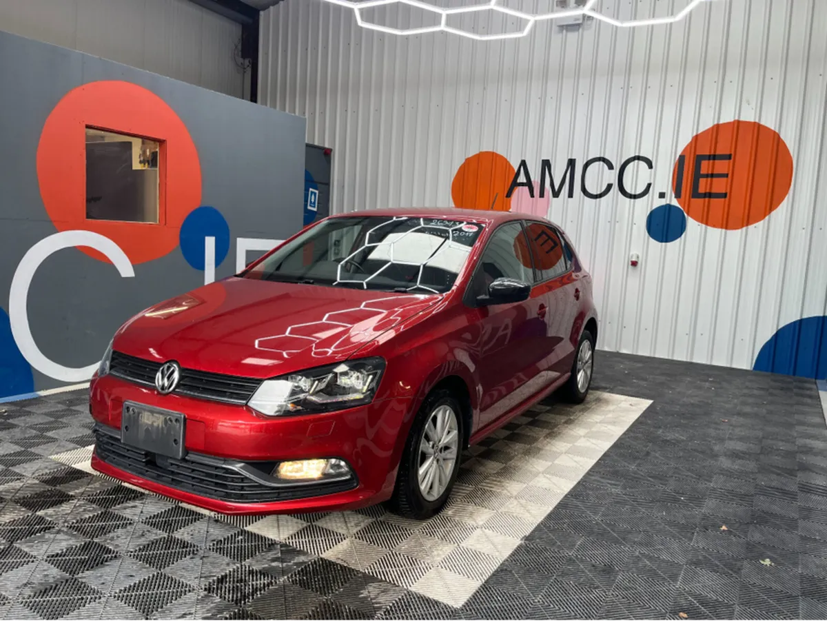 Volkswagen Polo 1.2 PETROL / 48k KMs / AUTOMATIC - Image 3
